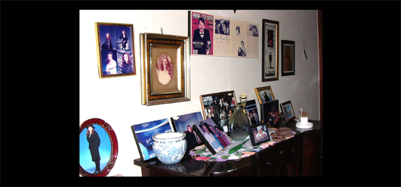 “Memory wall” at the Johnny Cash house in Jamaica. (staff photo)